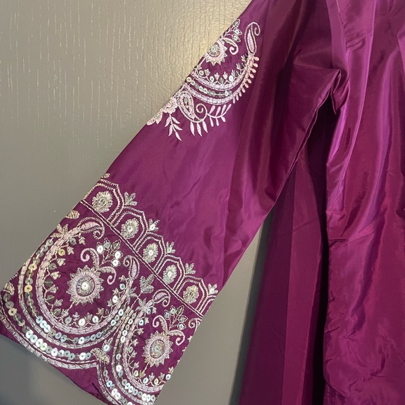 🛑 SOLD - Picture 3 of 16